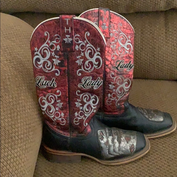 Love these boots, but time for a change - Picture 5 of 5